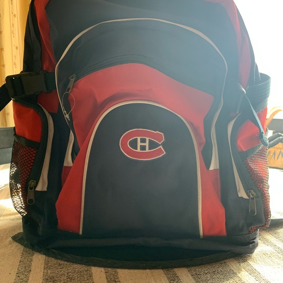 Montreal Canadians Bookbag / Backpack. - Picture 12 of 13